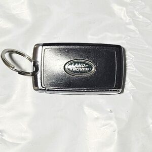 KEYS CAR (LAND ROVER)